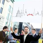 Foto: Ieva Leiniša, LETA, Jauns.lvhttp://jauns.lv/foto/zinas/33622-piketa-pie-rigas-domes-pieprasa-veloinfrastrukturas-uzlabosanu