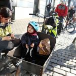 Foto: Ieva Leiniša, LETA, Jauns.lvhttp://jauns.lv/foto/zinas/33622-piketa-pie-rigas-domes-pieprasa-veloinfrastrukturas-uzlabosanu